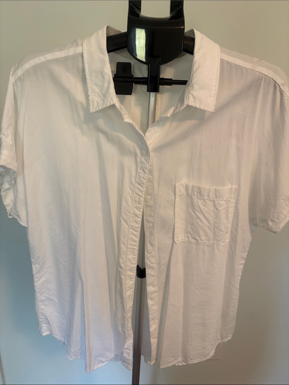 cloth & stone White Short-Sleeve Button-Down Shirt (Never worn)